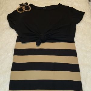 Old Navy Tan and Black Mini Skirt